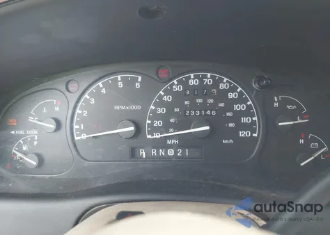 2000 Mercury Mountaineer из США, поврежденный, VIN 4M2ZU86P8YUJ07066